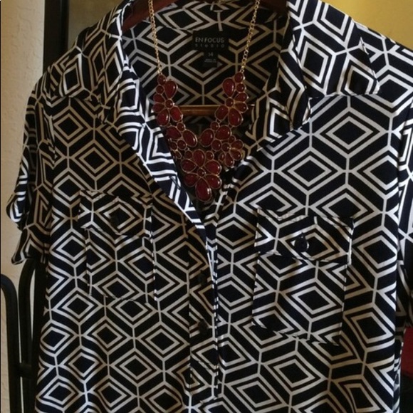 EnFocus Beautiful Design Dress - Picture 3 of 3